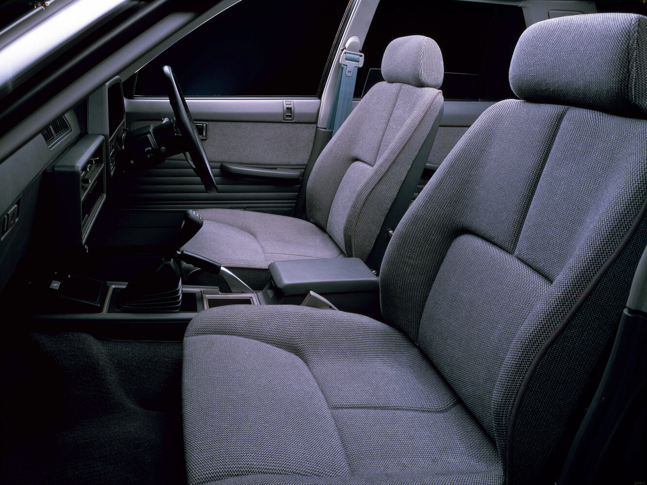 Nissan Skyline 2000 RS−X