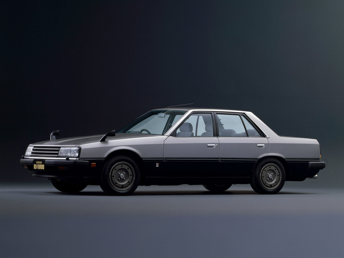 Nissan Skyline 2000 RS−X