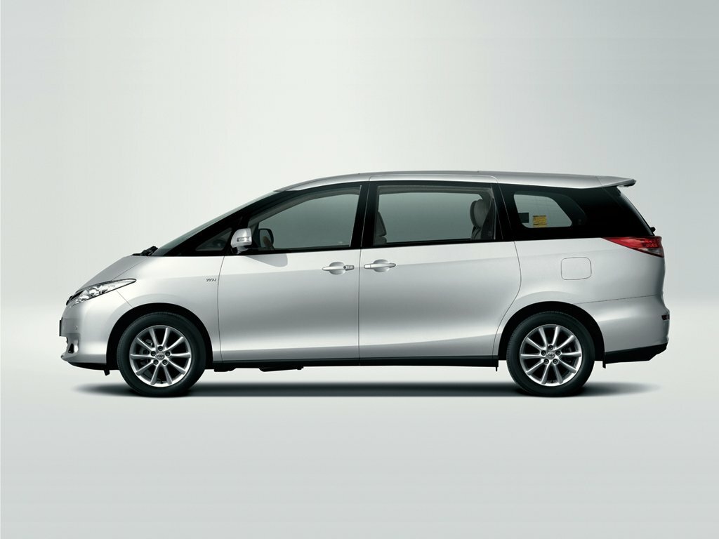 Toyota Previa — справочные фотографии комплектации, Сбоку