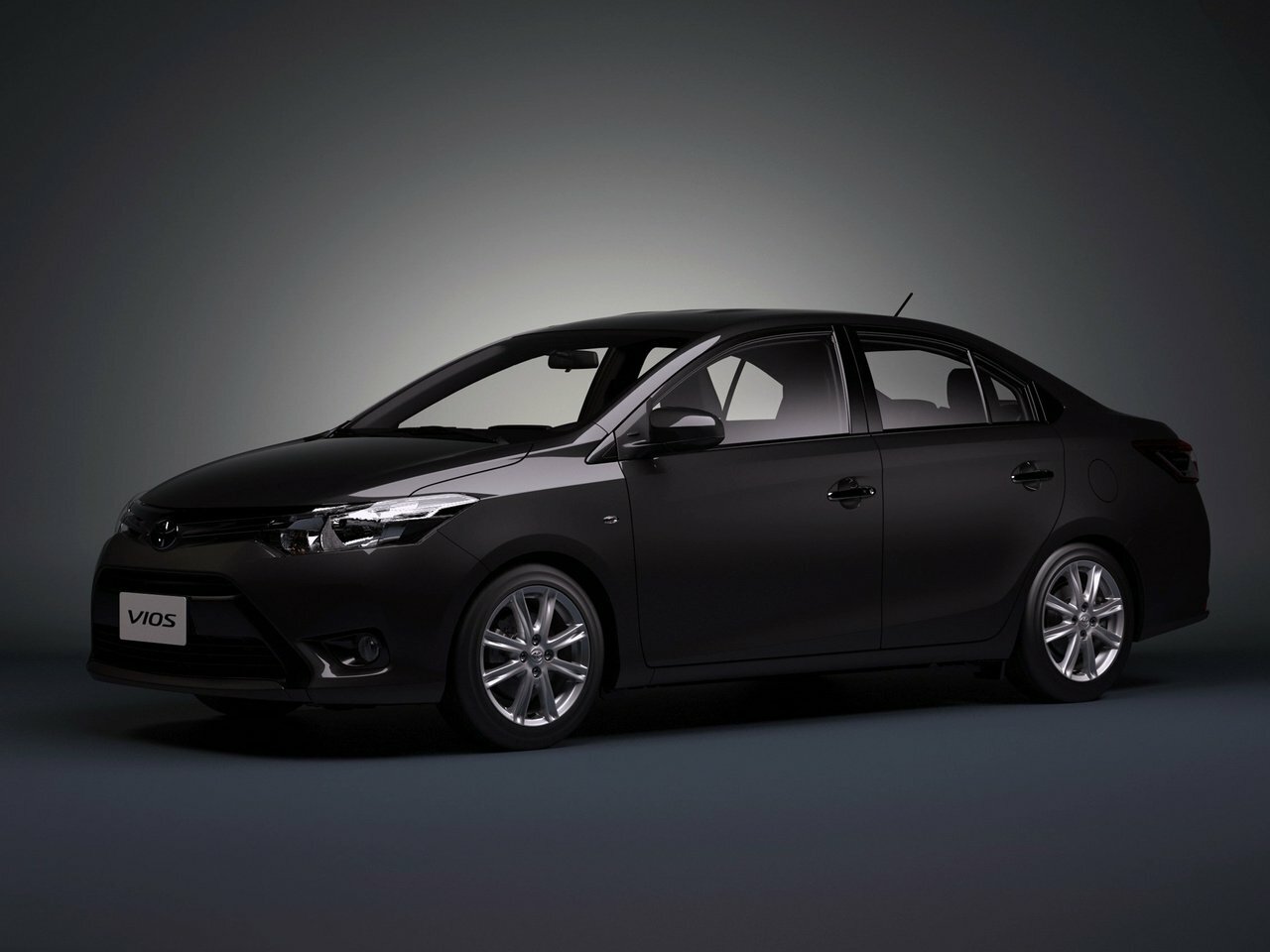 Toyota Vios — справочные фотографии комплектации, Сбоку