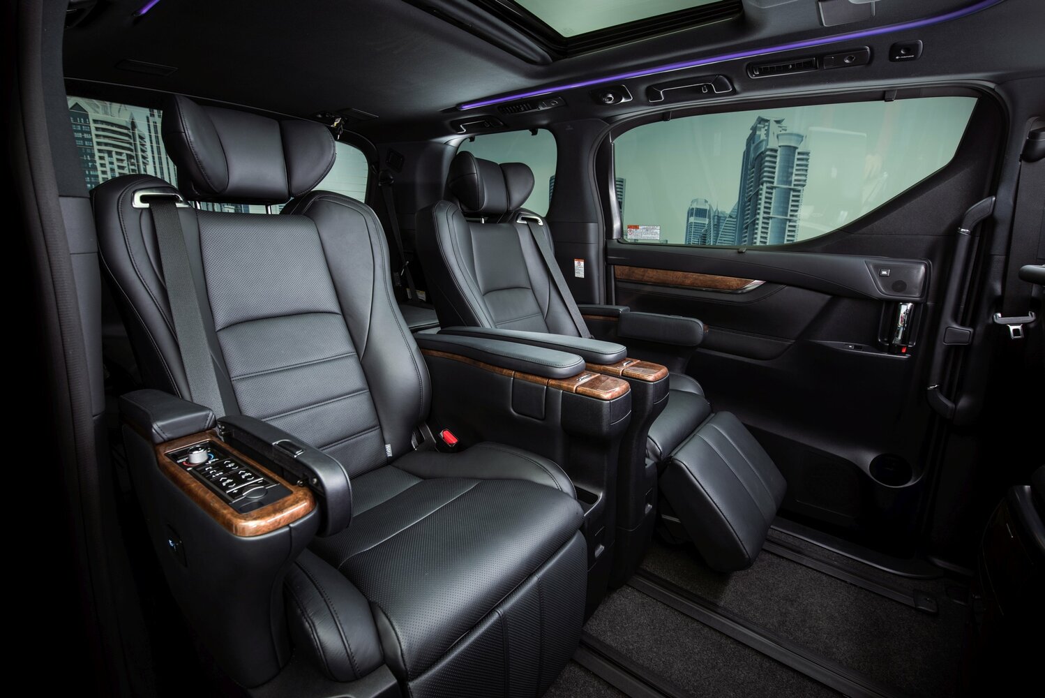 Toyota Alphard 2.5S A Package