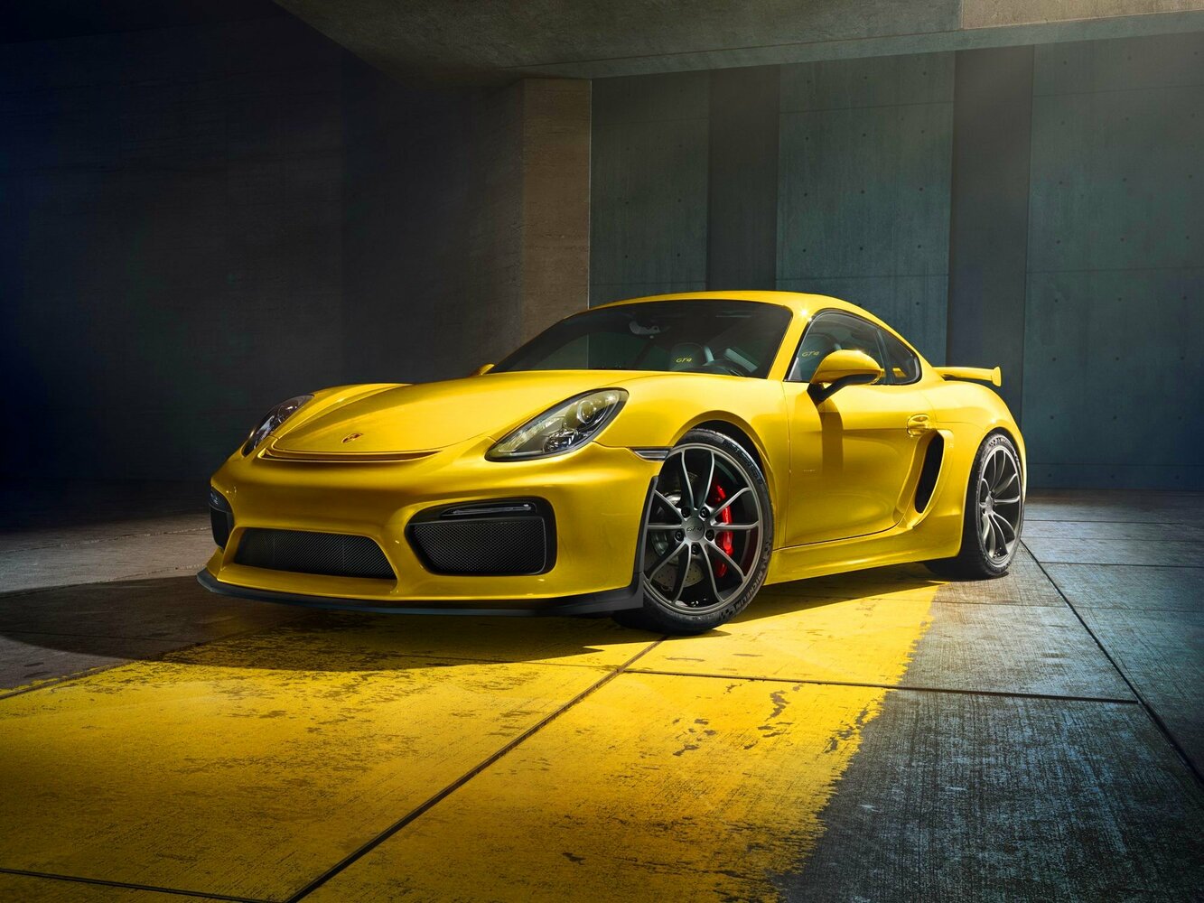 Cayman GT4