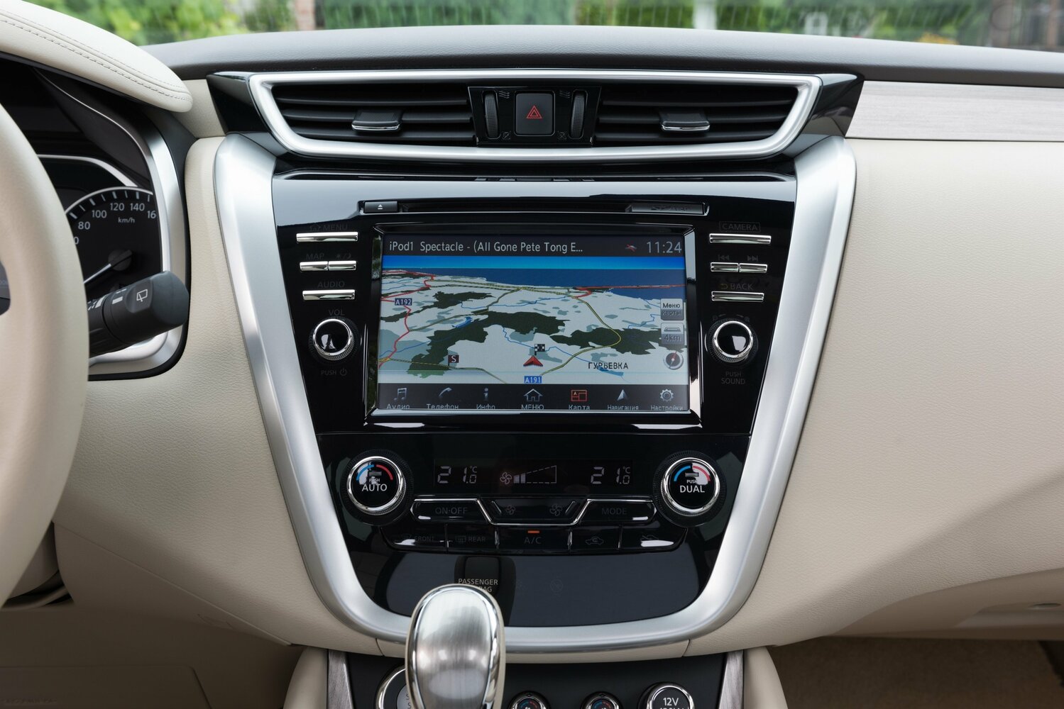 Nissan Murano — справочные фотографии комплектации, Интерьер 1