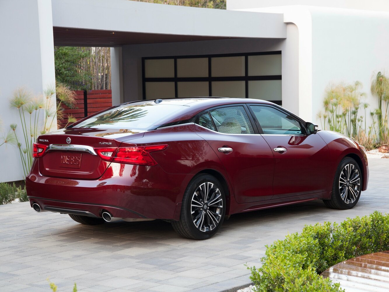 Nissan Maxima