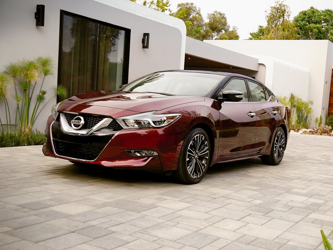 Nissan Maxima