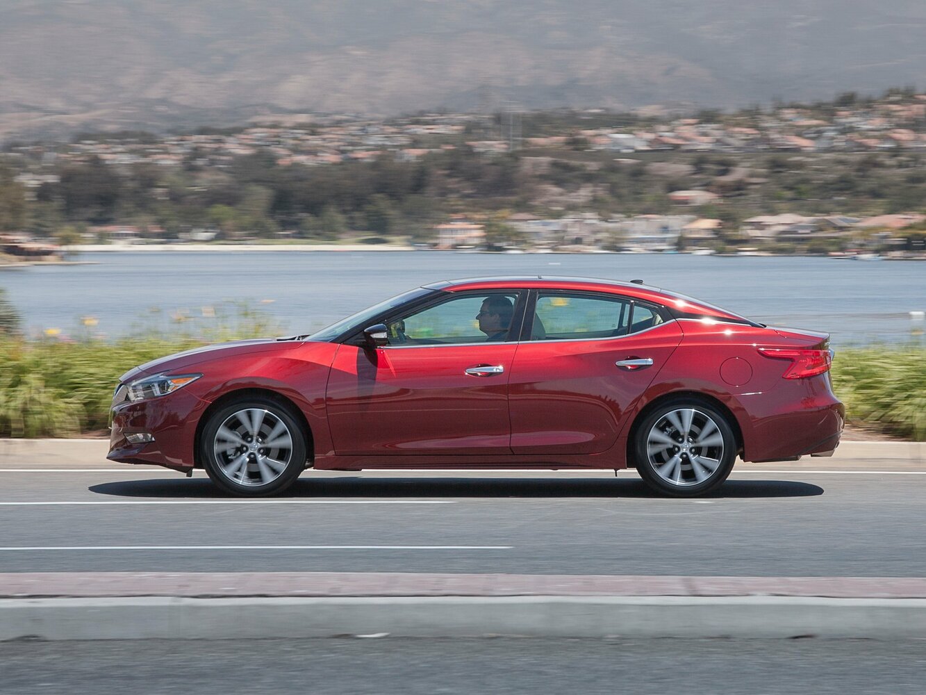 Nissan Maxima