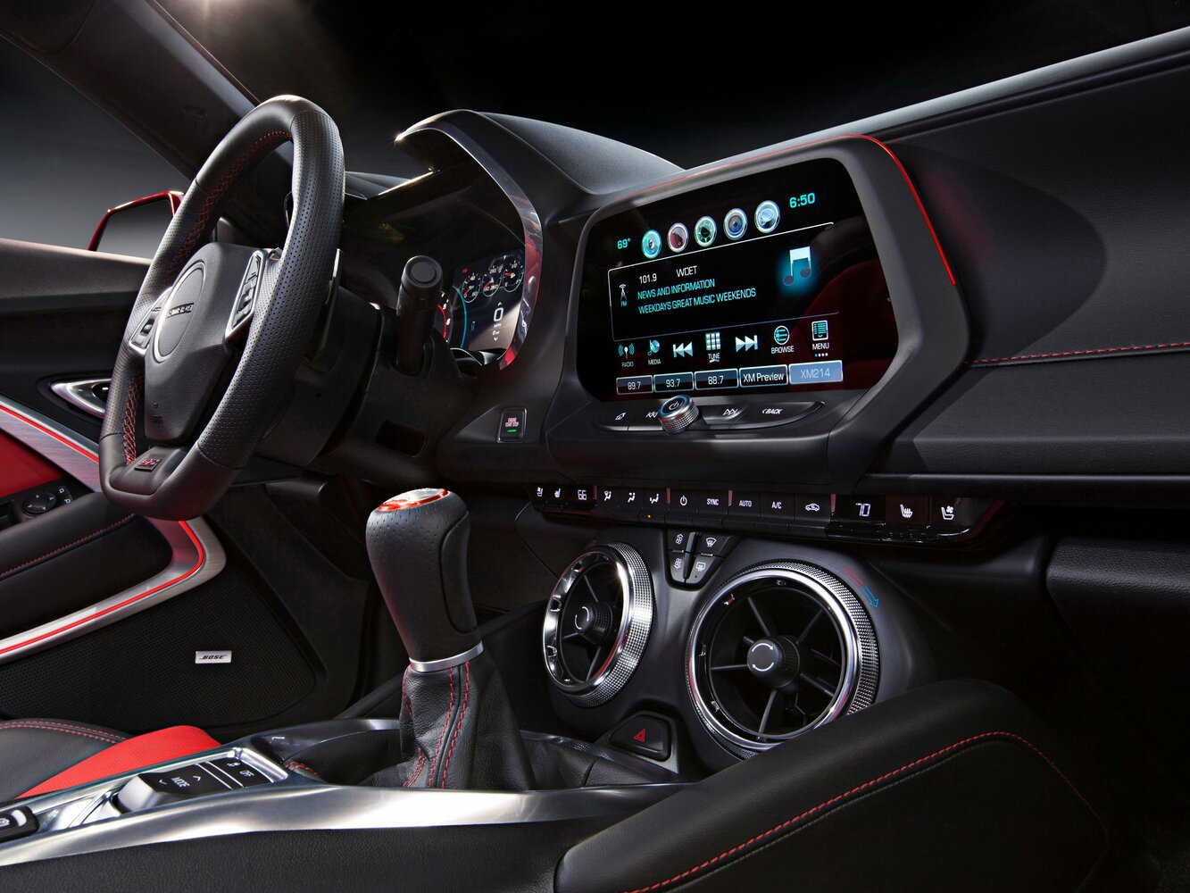 Chevrolet Camaro — справочные фотографии комплектации, Интерьер 2