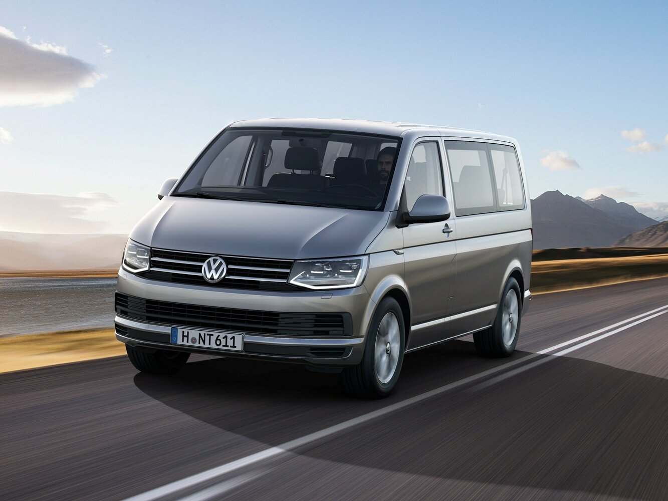 Volkswagen Caravelle 2018 2.0TSI Luxury 7 мест