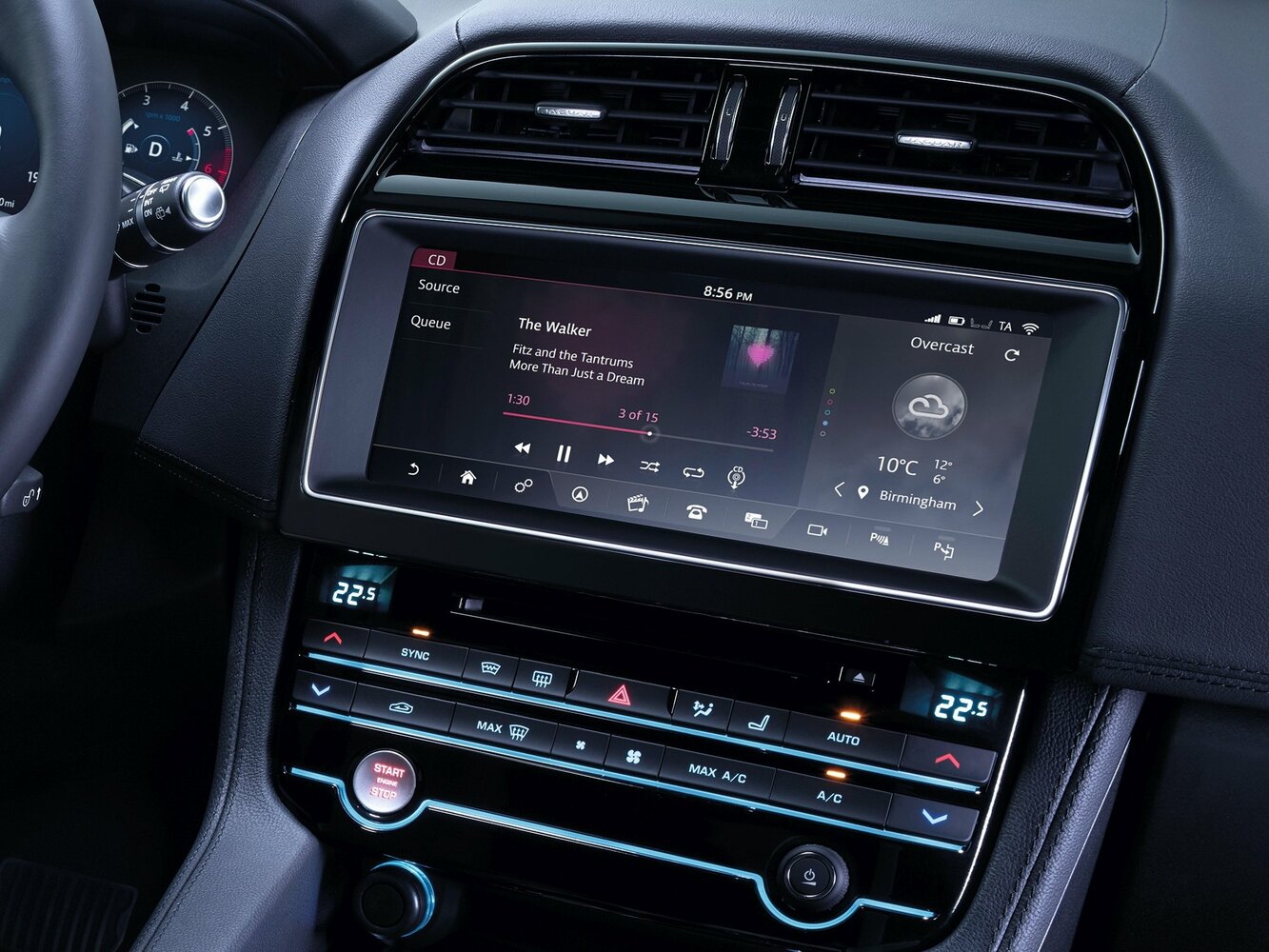 Jaguar F-Pace — справочные фотографии комплектации, Интерьер 1