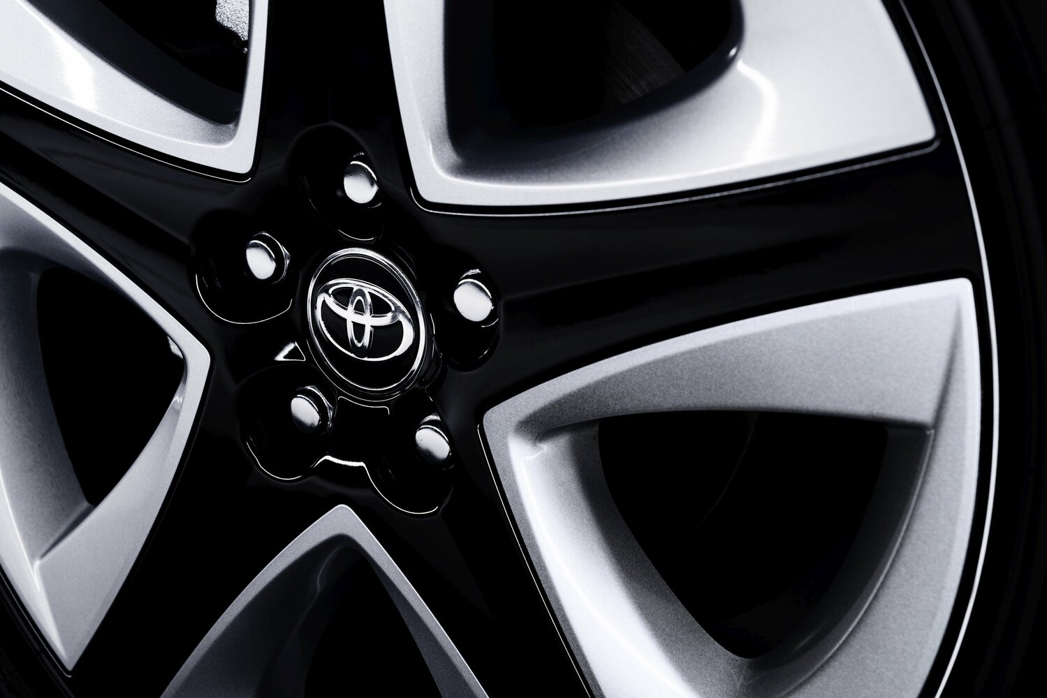 Toyota Prius — справочные фотографии комплектации, Диск