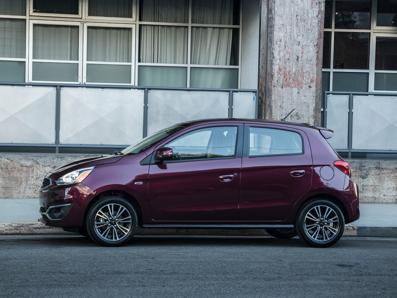 Mitsubishi Mirage 1.2G