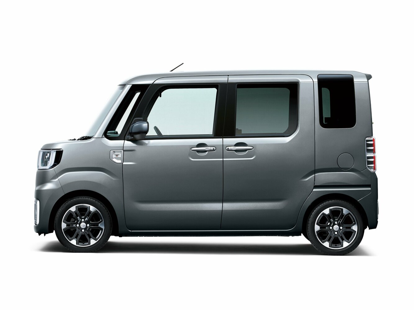 Toyota Pixis Mega G SAIII