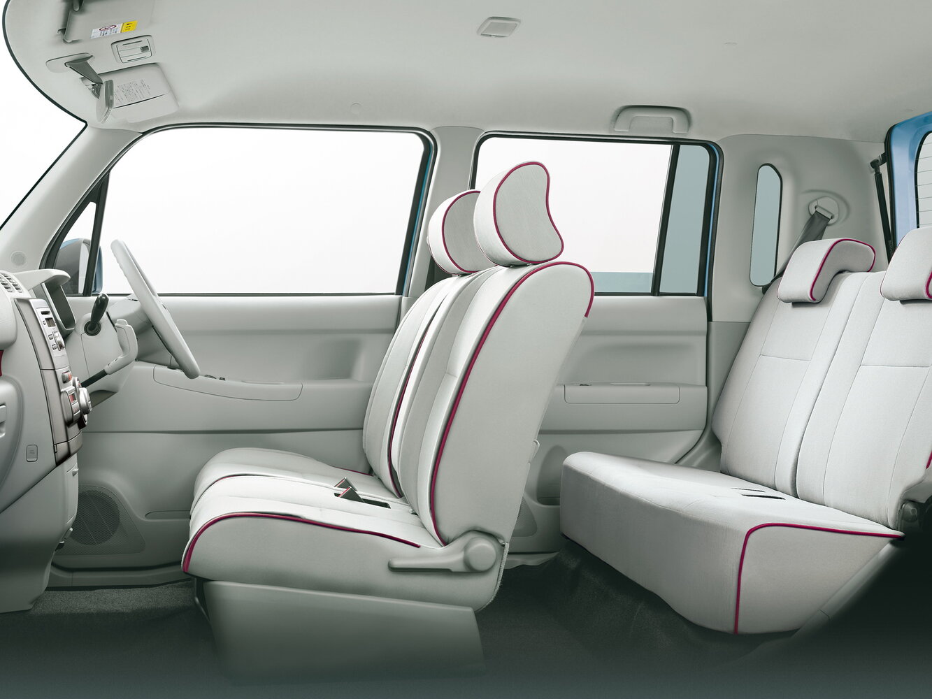 Toyota Pixis Space X