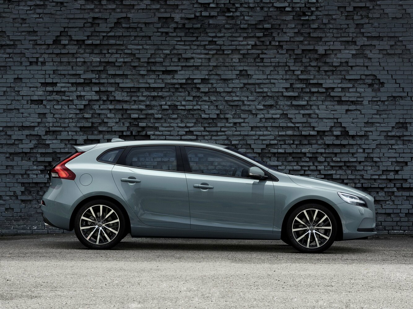 Volvo V40 T3