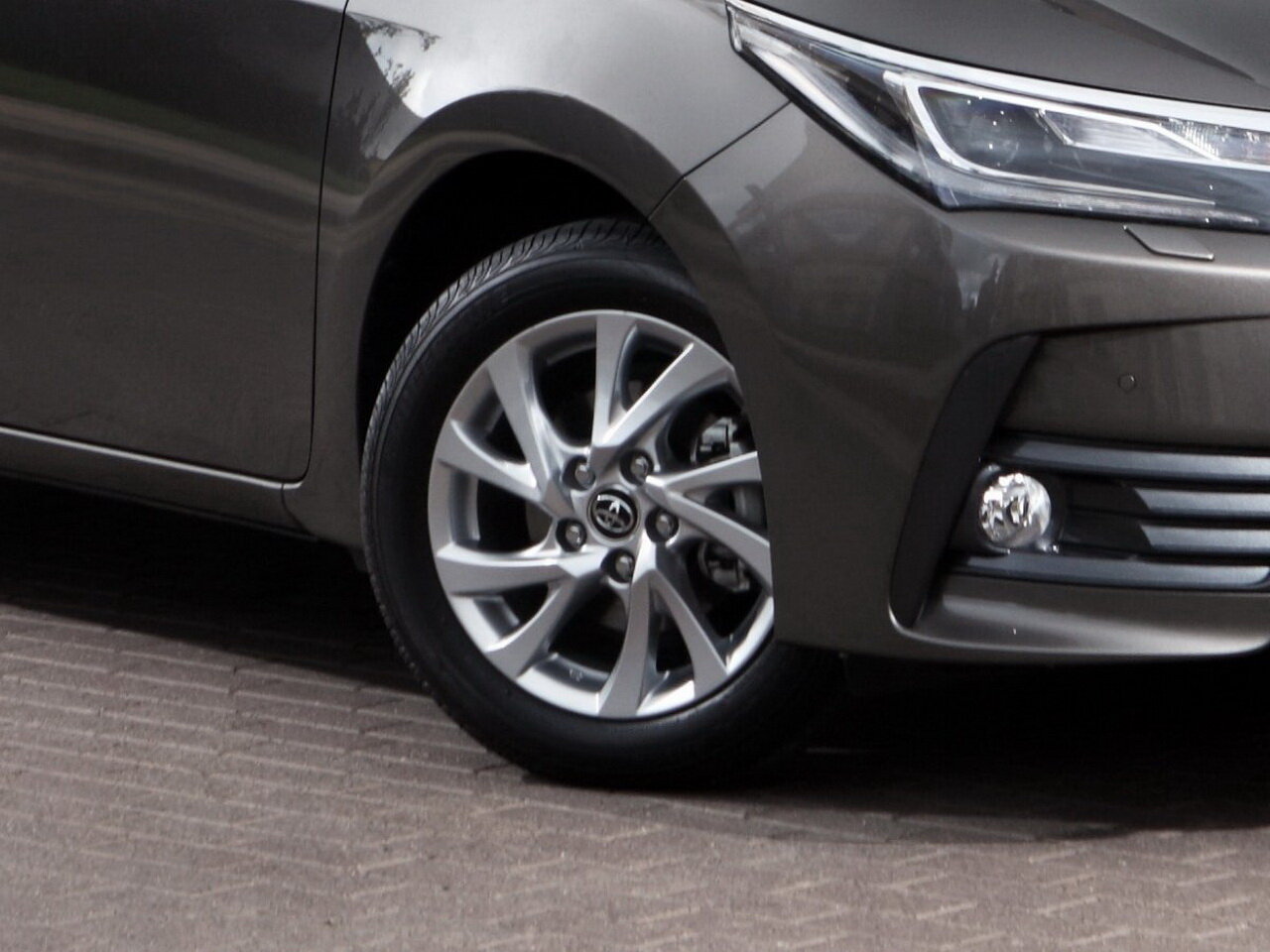 Toyota Corolla — справочные фотографии комплектации, Диск