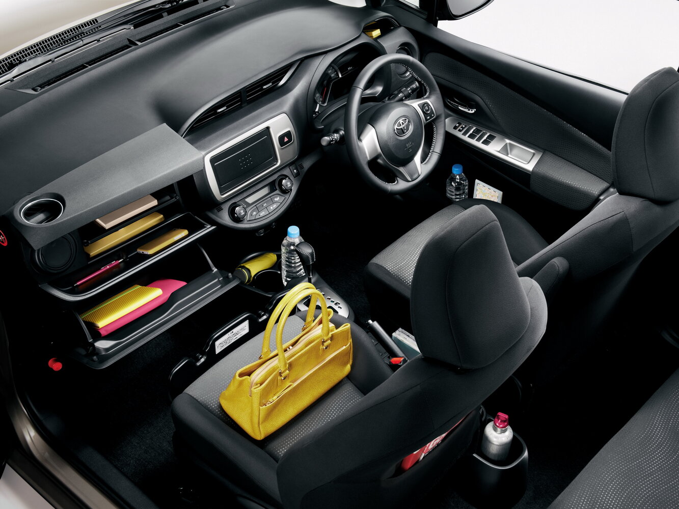 Toyota Vitz F