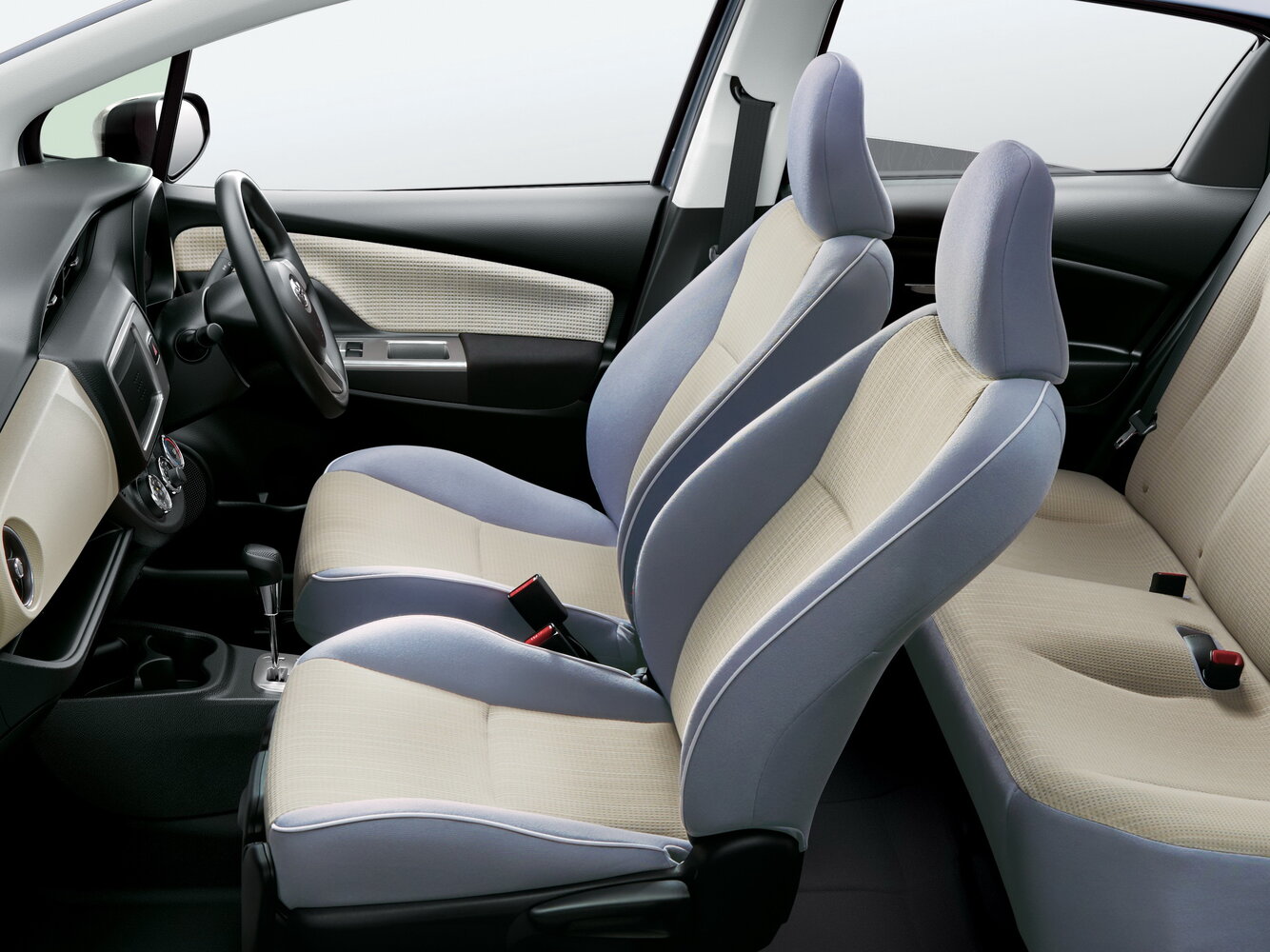 Toyota Vitz F