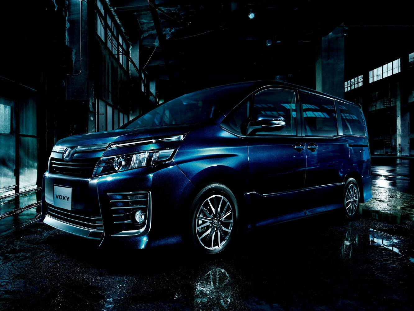 Toyota Voxy V