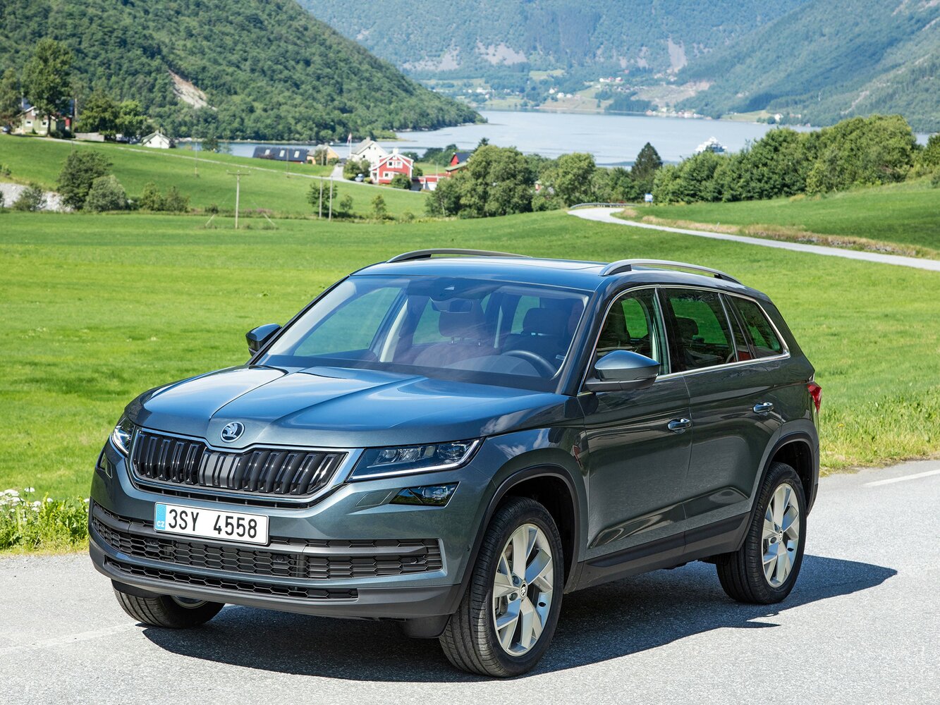 Skoda Kodiaq 2018 TSI330 5 мест Luxury