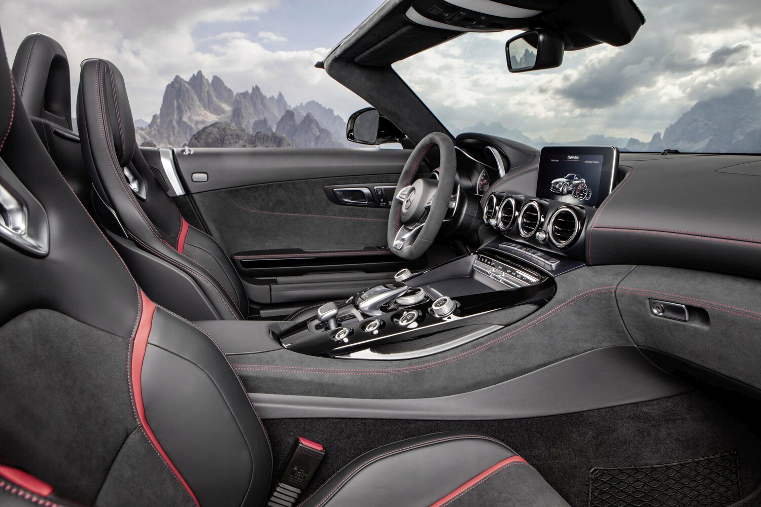 Mercedes-Benz AMG GT 4 43 4MATIC+