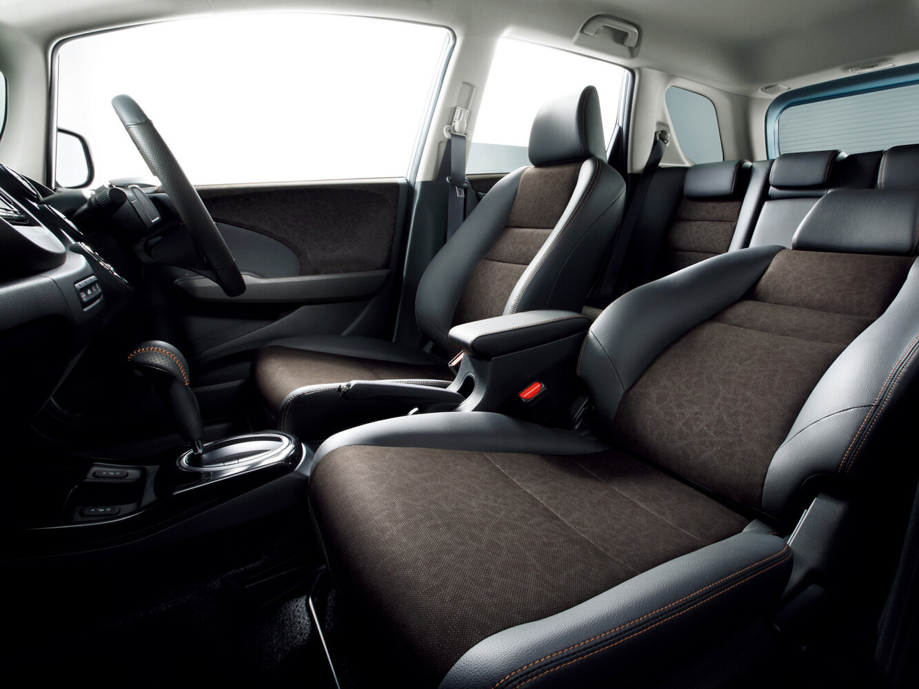Honda Fit Shuttle 15X