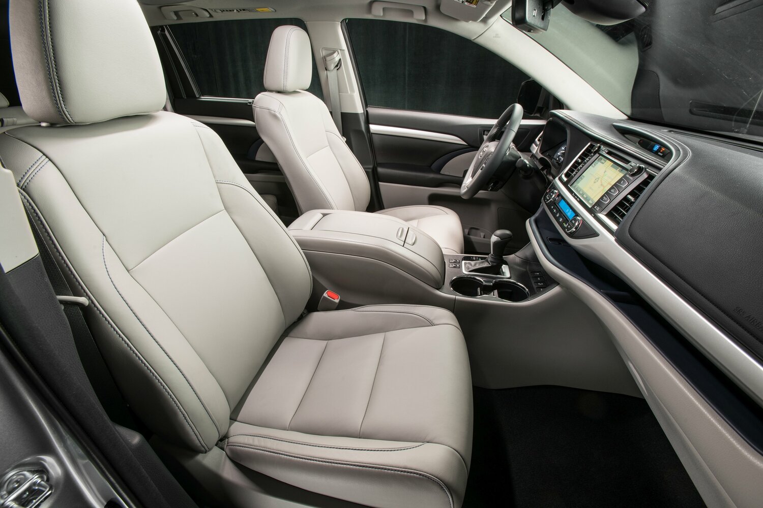 Toyota Highlander 2018 2.0T 7 мест VI