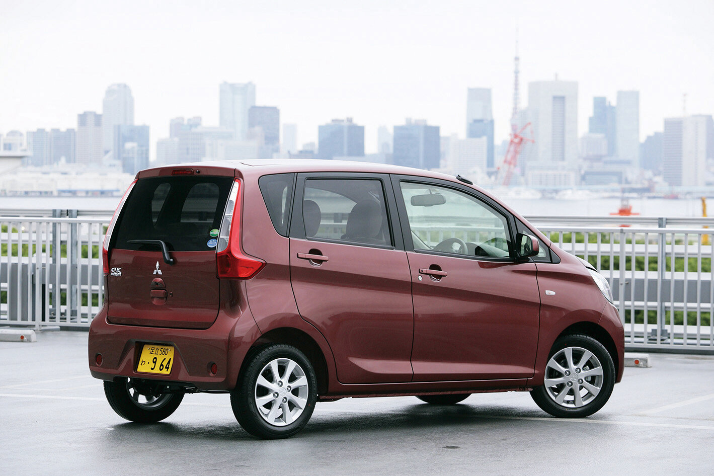 Mitsubishi eK Wagon M