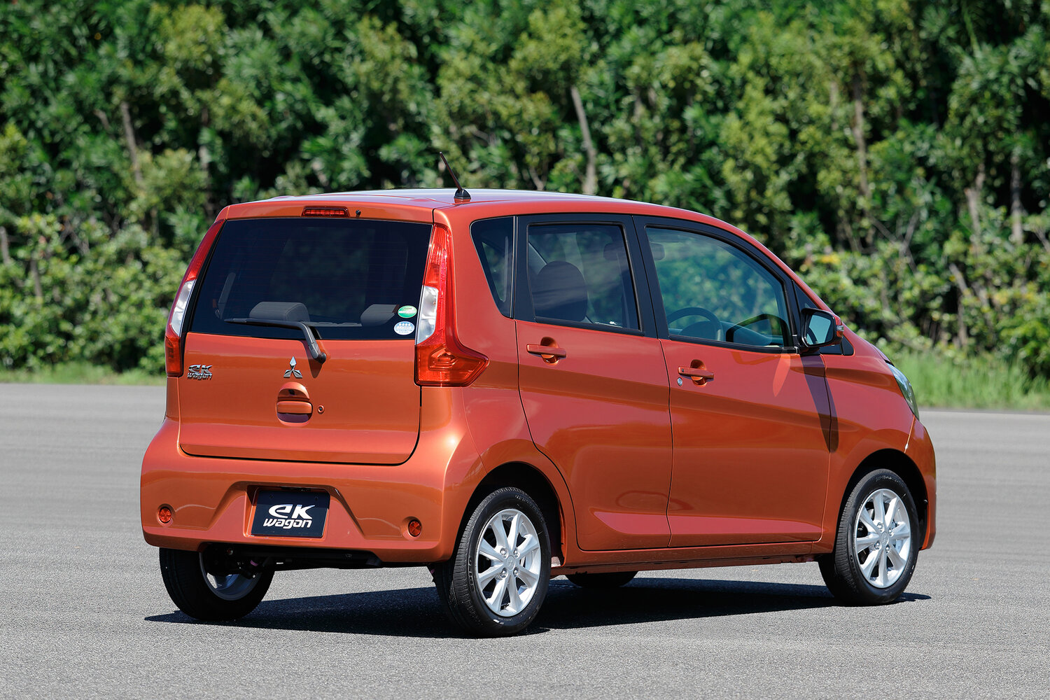 Mitsubishi eK Wagon M