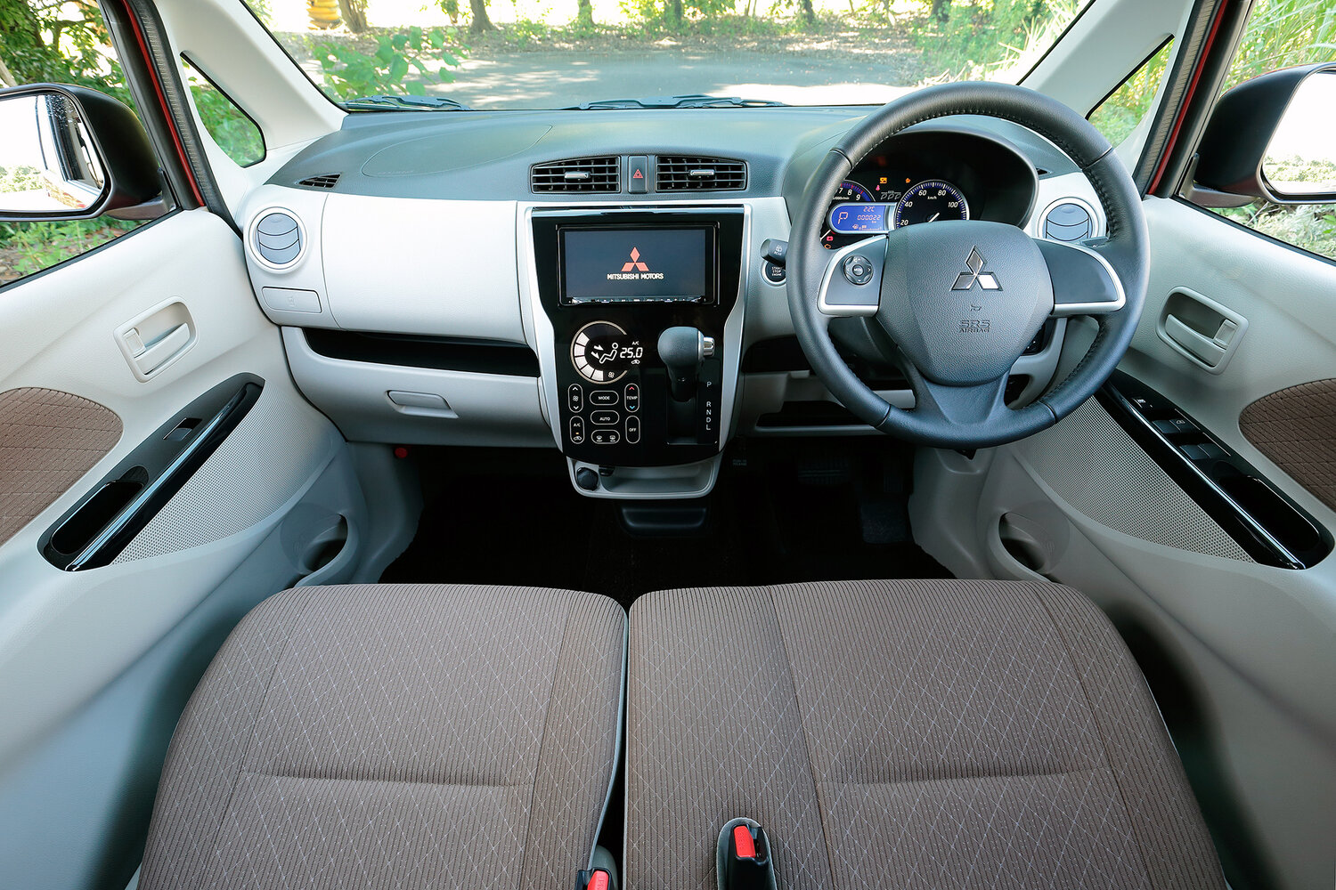 Mitsubishi eK Wagon M
