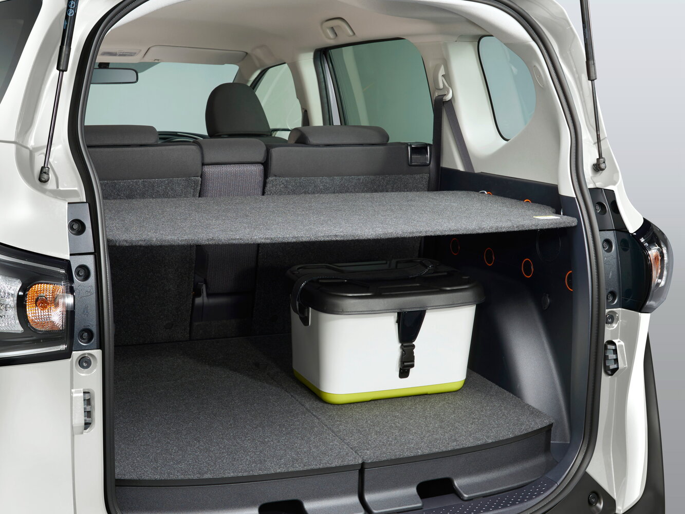Toyota Sienta G