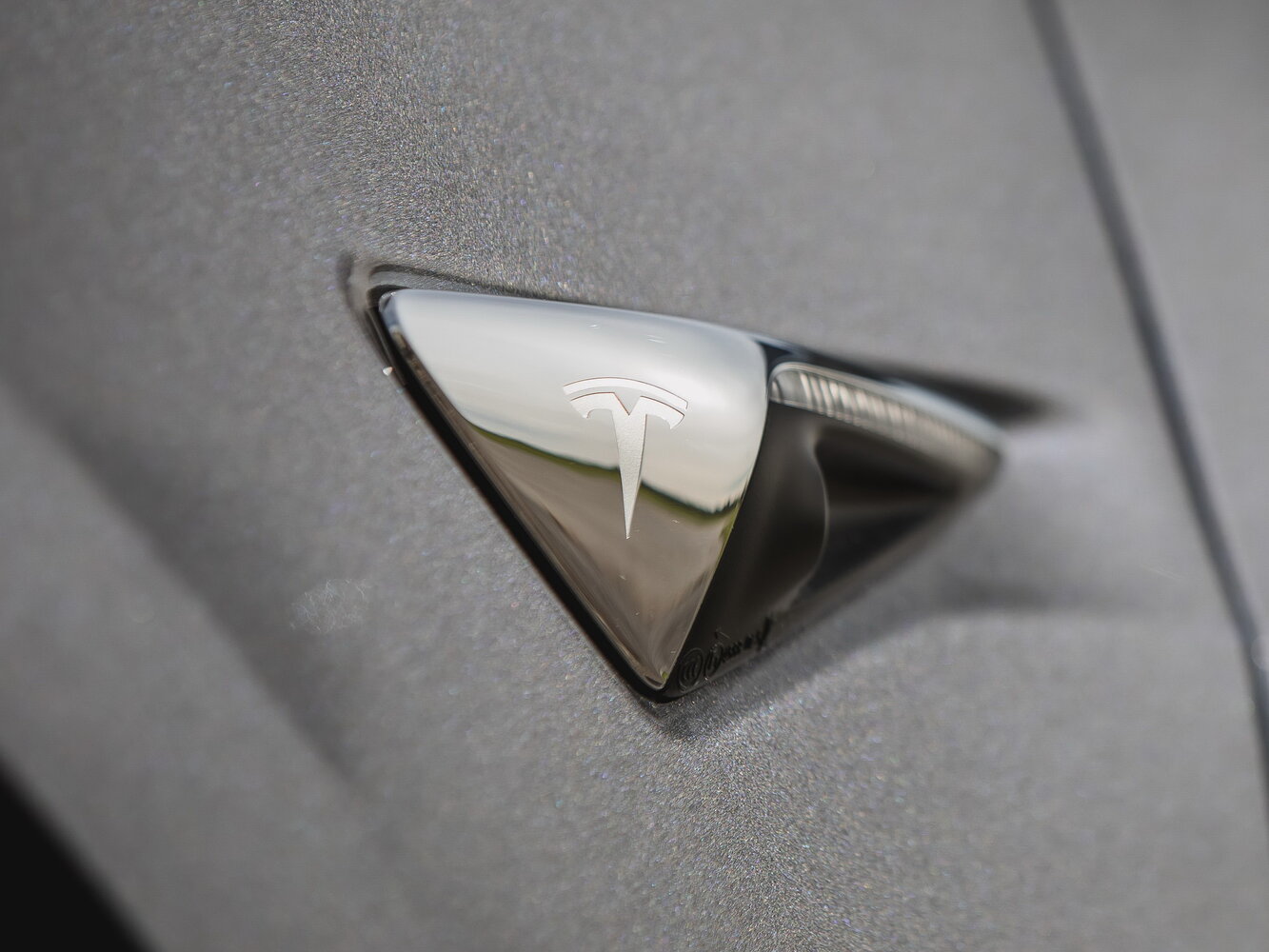 Tesla Model 3 AWD