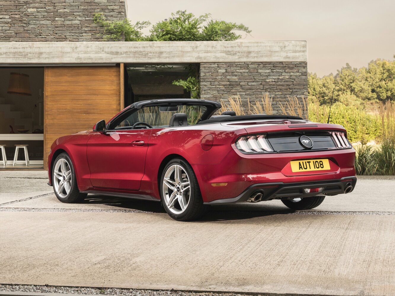Ford Mustang Coupe