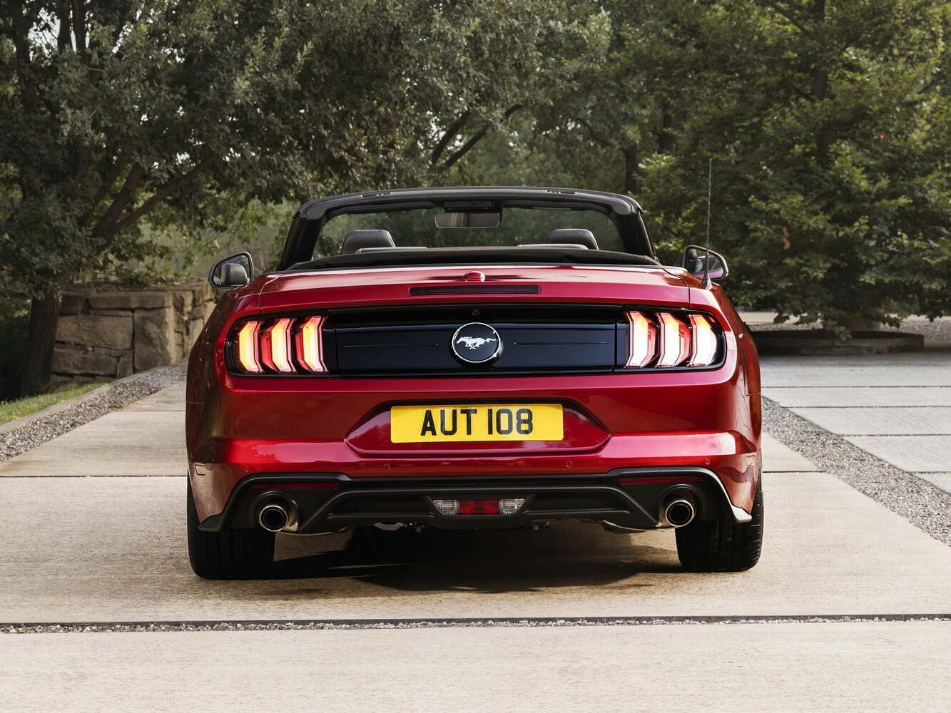 Ford Mustang Coupe
