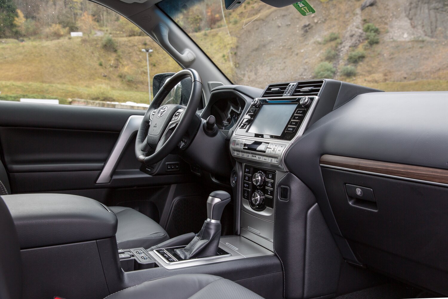 Toyota Land Cruiser Prado 2018 3.5L AT VX NAVI