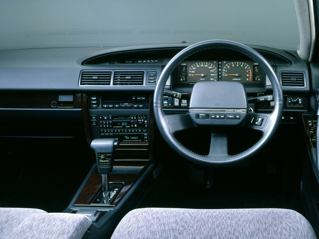Nissan Cima II Limited