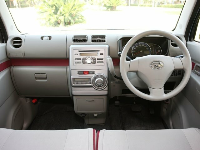 Daihatsu Move Conte RS