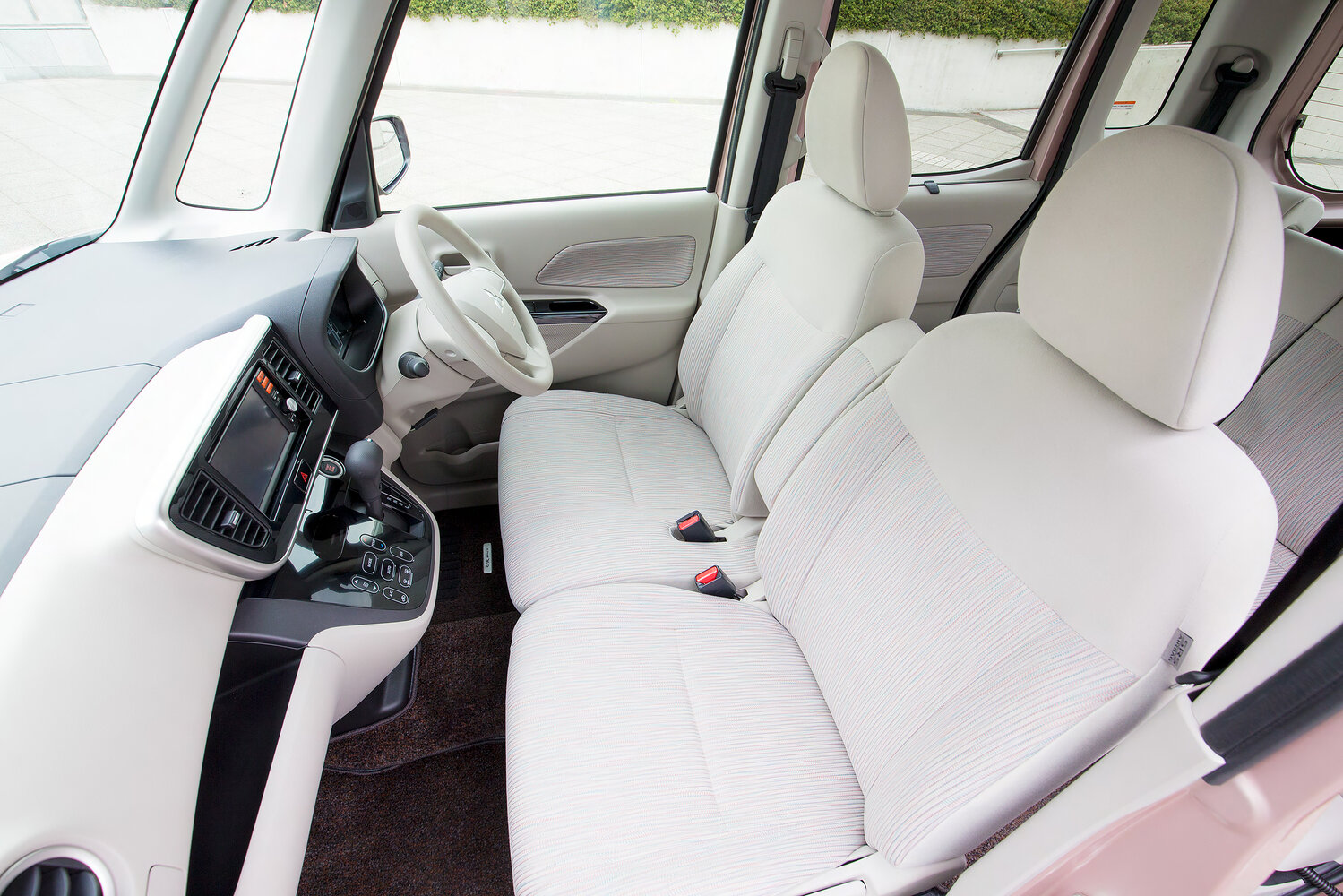 Mitsubishi eK Space G