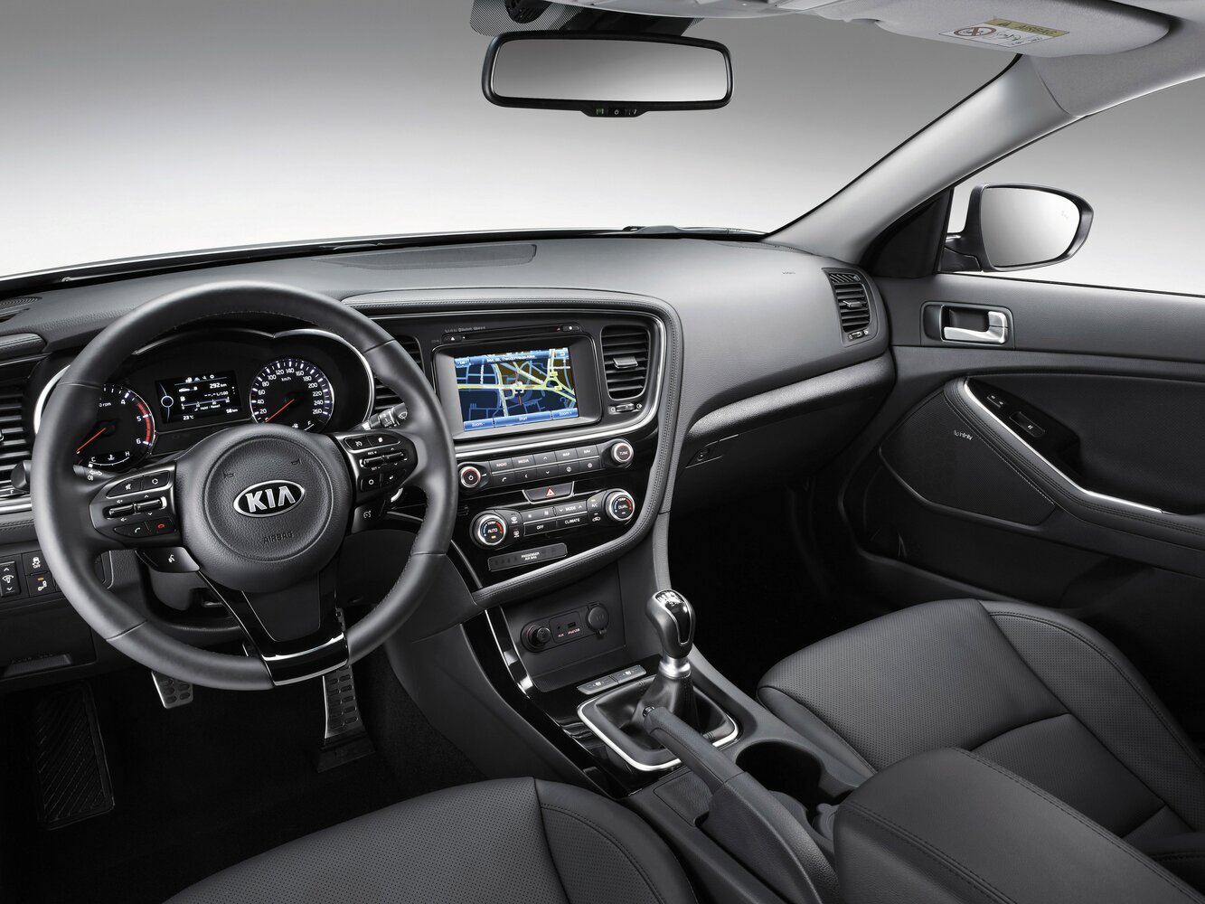 Kia K5 Deluxe