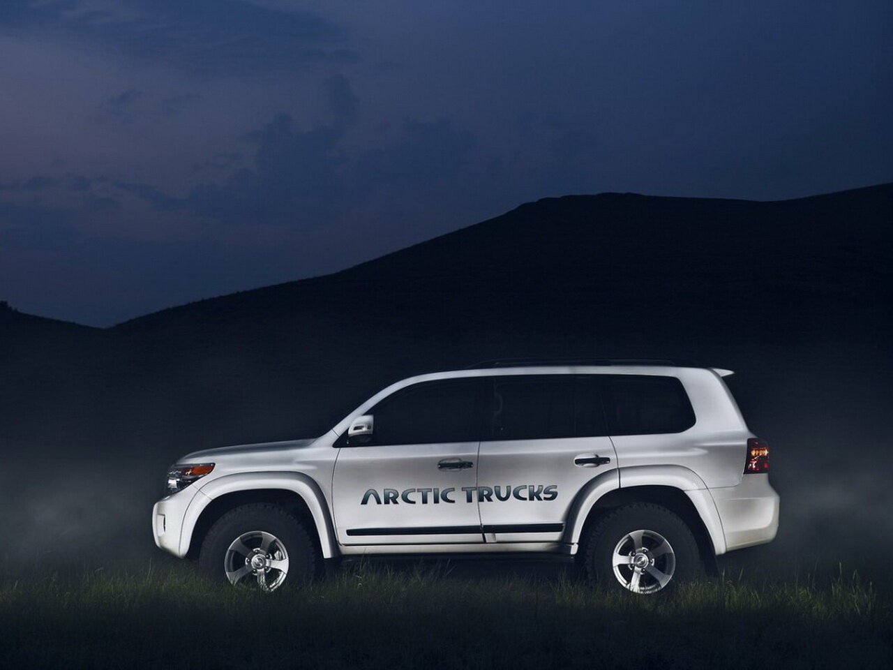 Toyota Land Cruiser ZX
