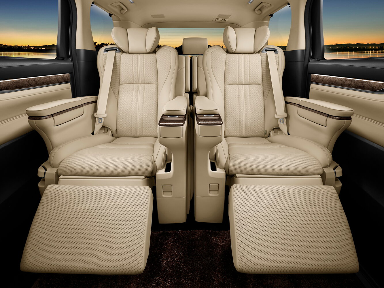 Toyota Alphard 2.5X