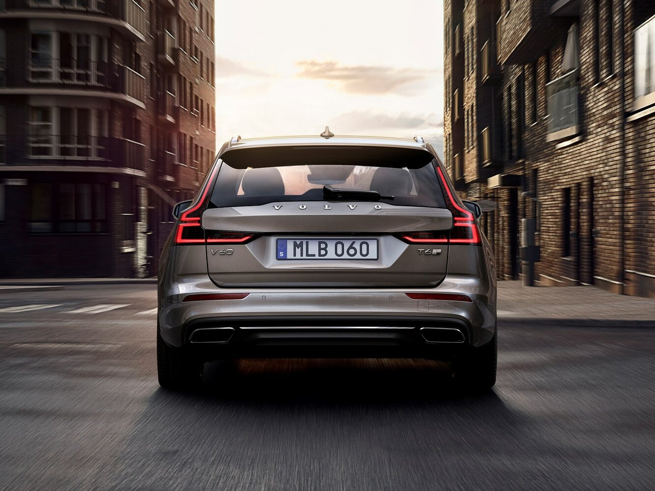 Volvo V60 B5 AWD