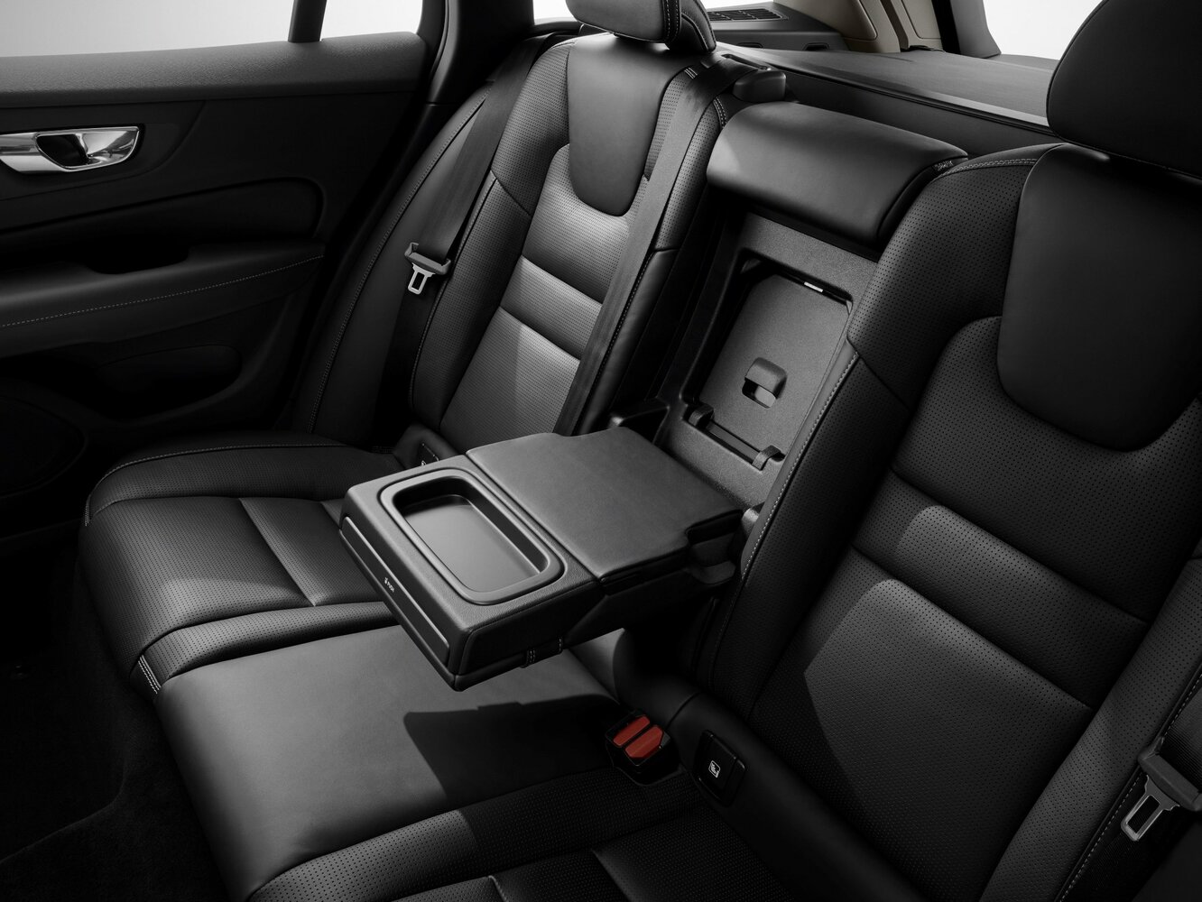 Volvo V60 T5