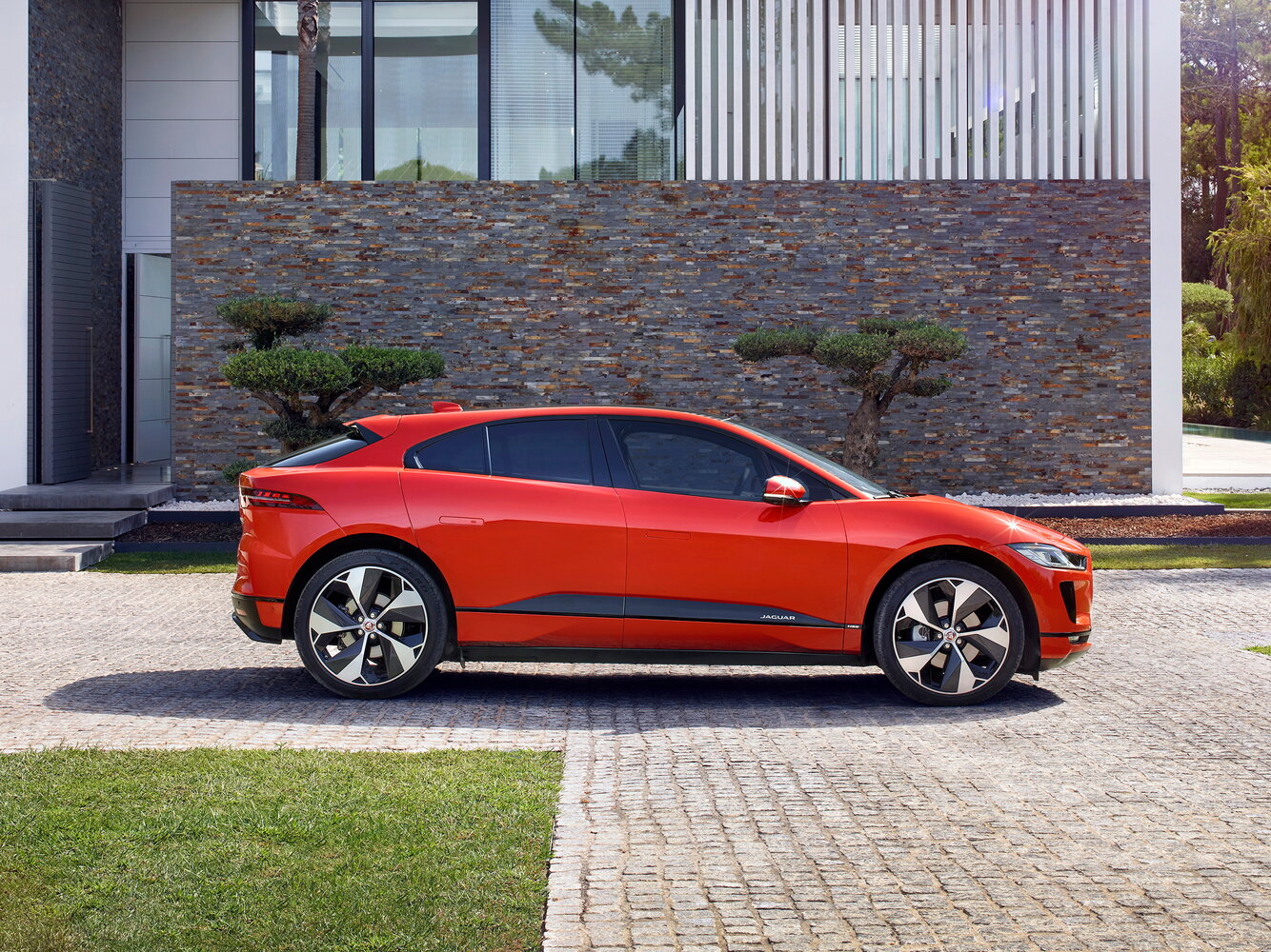 Jaguar I-Pace EV400 HSE