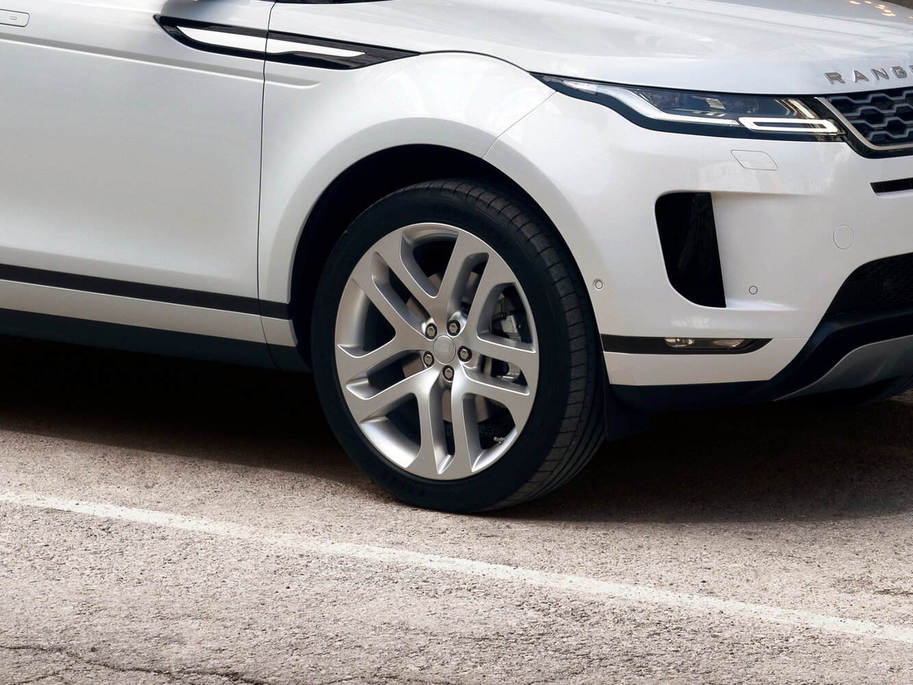 Land Rover Range Rover Evoque — справочные фотографии комплектации, Диск