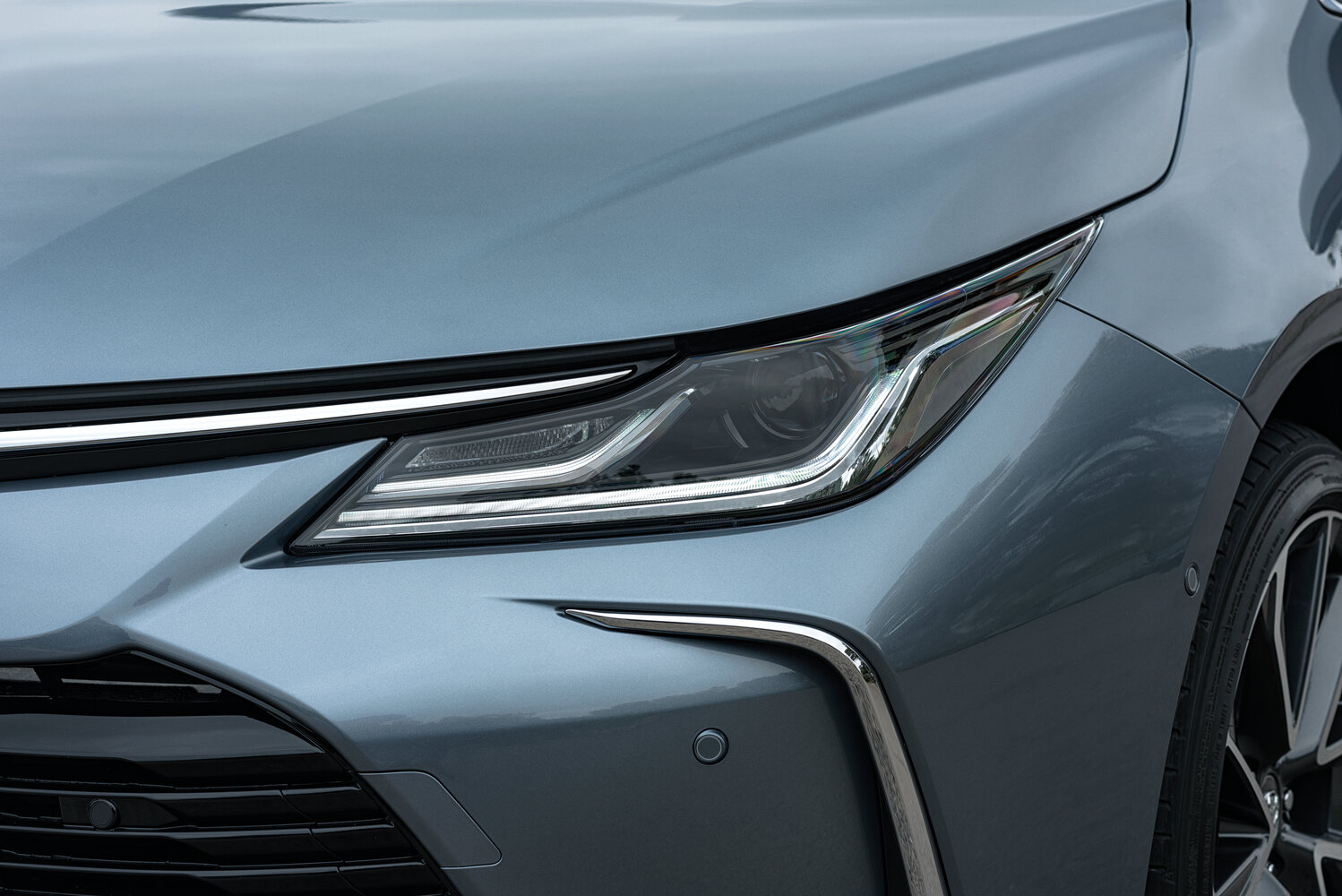 Toyota Corolla — справочные фотографии комплектации, Передняя фара