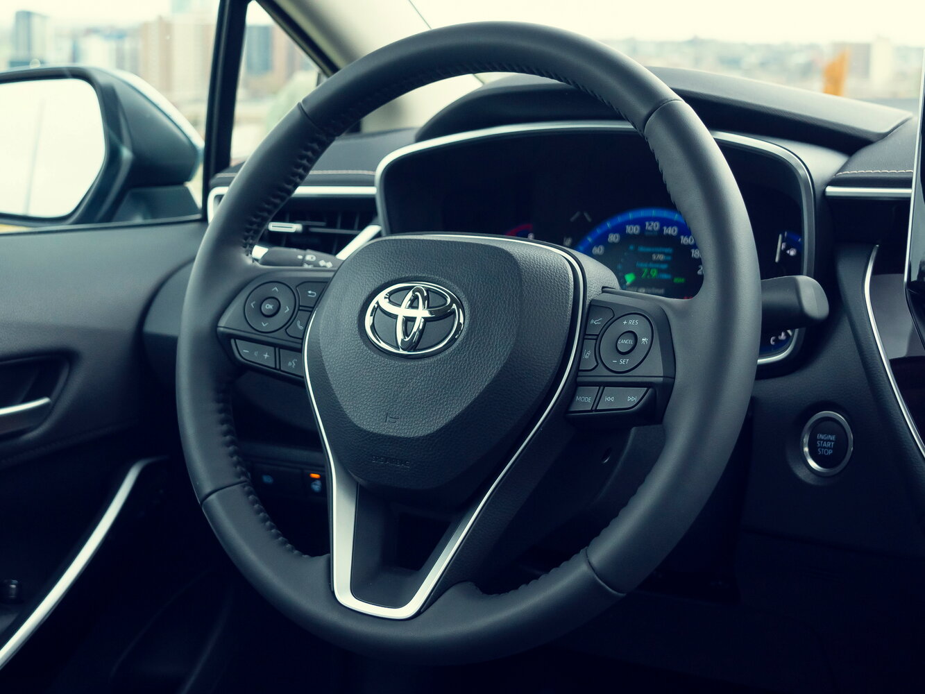 Toyota Corolla — справочные фотографии комплектации, Колесо
