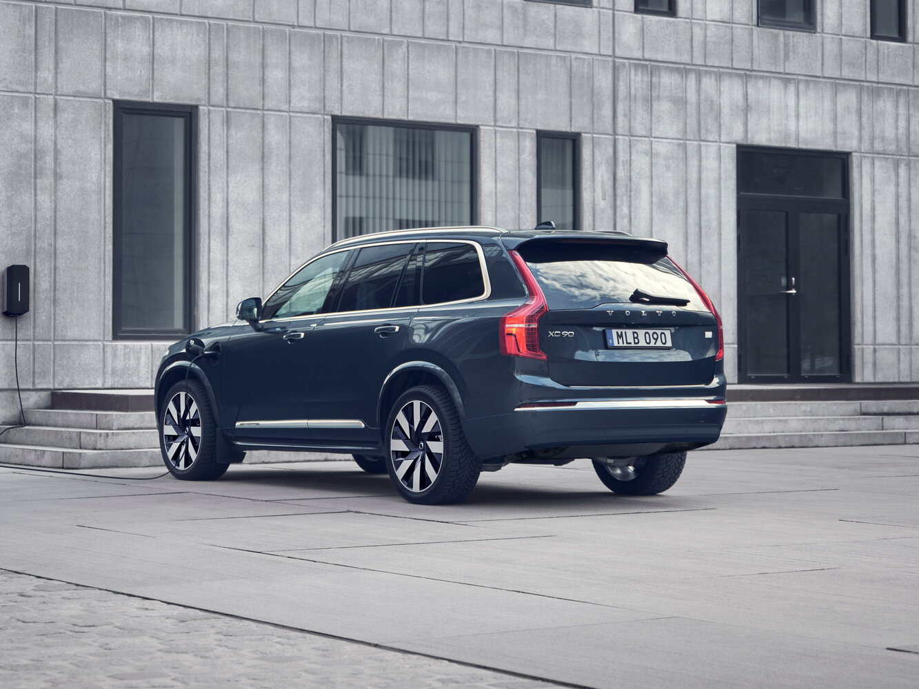 Volvo XC90 B6