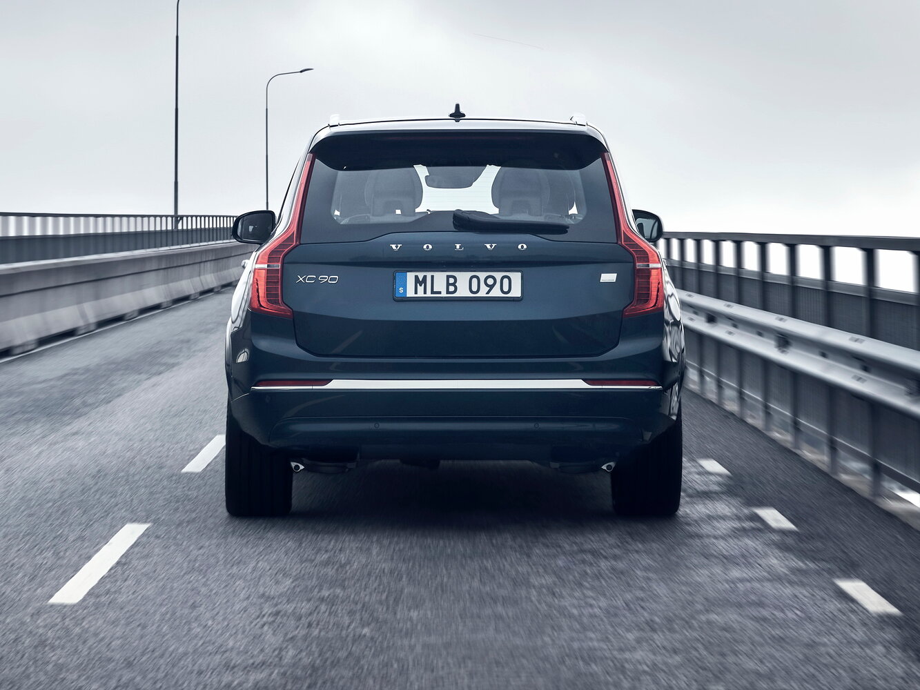 Volvo XC90 B6