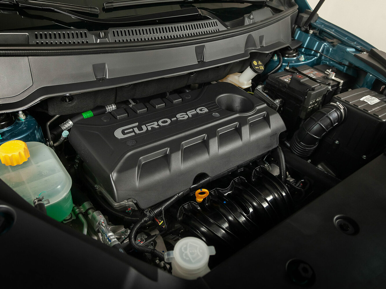 Dongfeng 580 — справочные фотографии комплектации, Интерьер 1