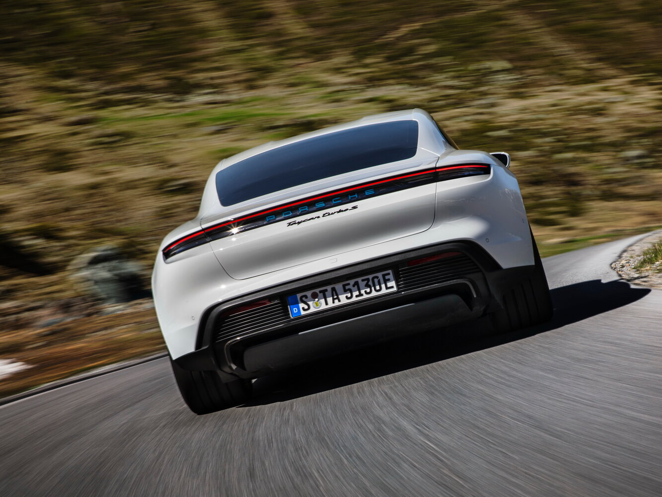Porsche Taycan 4S